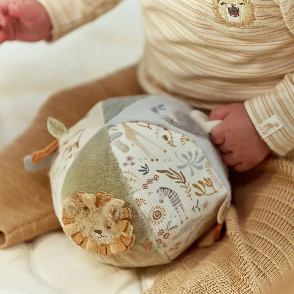 Safari Friends Activity Ball
