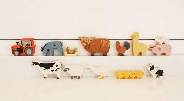 1 piece Farmyard Animals Display Shelf Set - Aster & Ruby