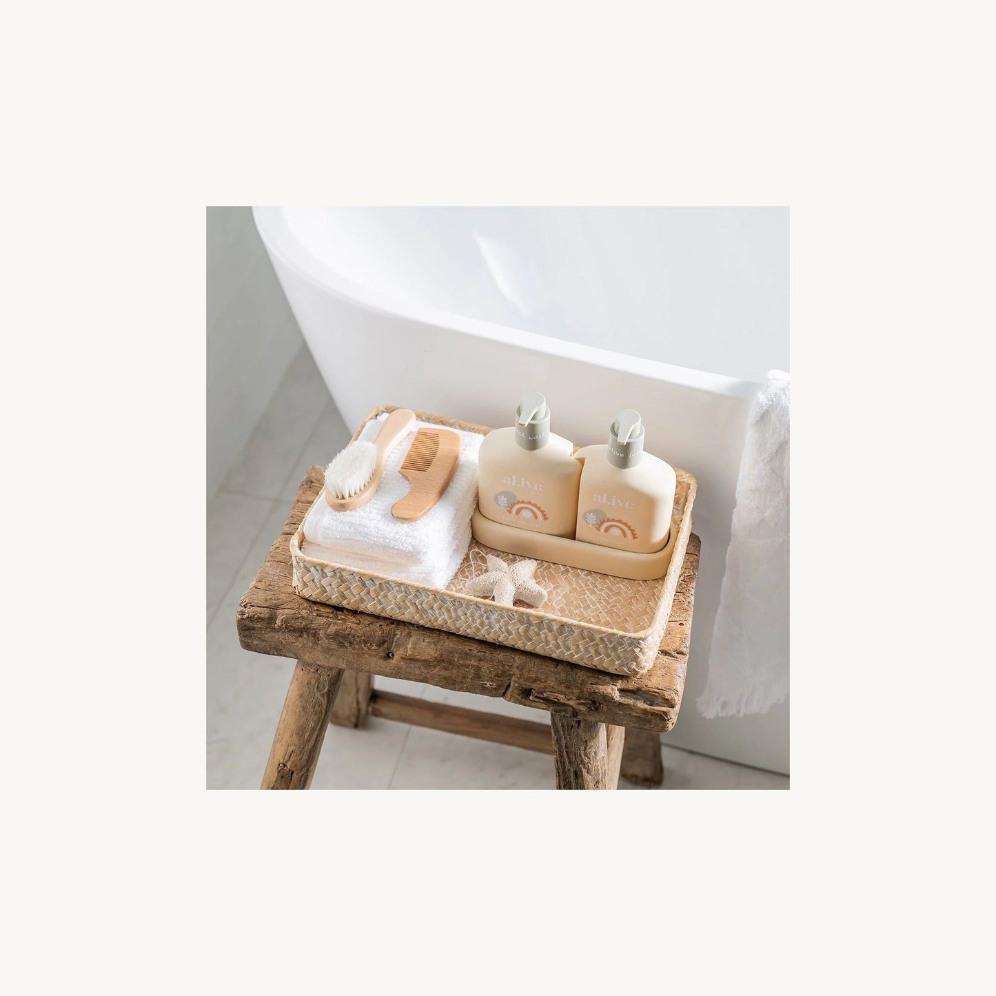 Al.ive Body Al.ive Body Baby Konjac Sponge - White | Aster & Ruby