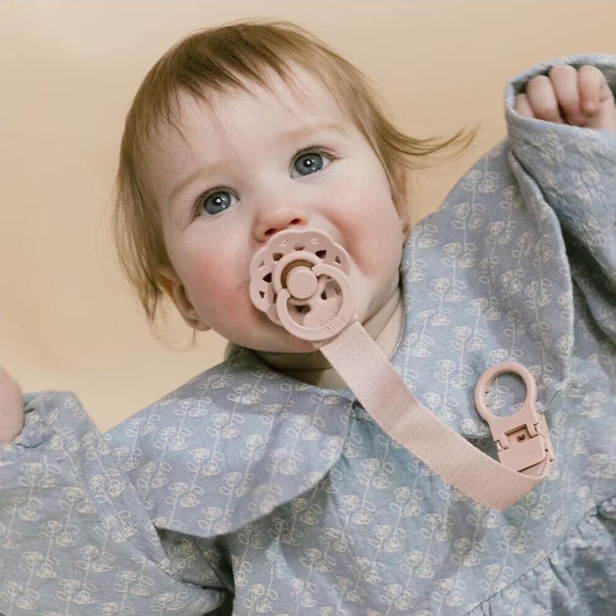 BIBS Pacifier Clip Loop Blush | Aster & Ruby