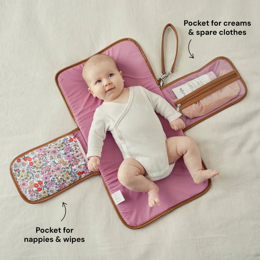 Change Mat Clutch Daisy - Aster & Ruby