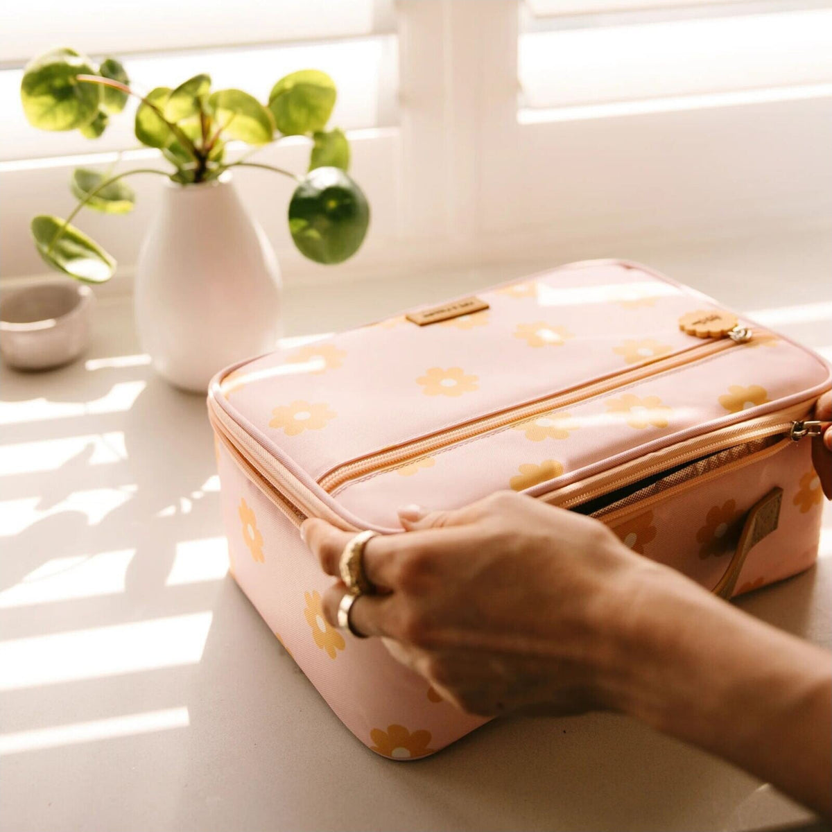 Fox & Fallow Daisy Chain Large Lunch Bag | Aster & Ruby