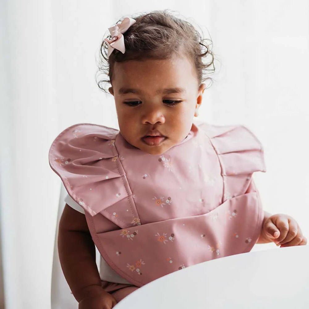 Daisy Frill Snuggle Bib - Aster & Ruby