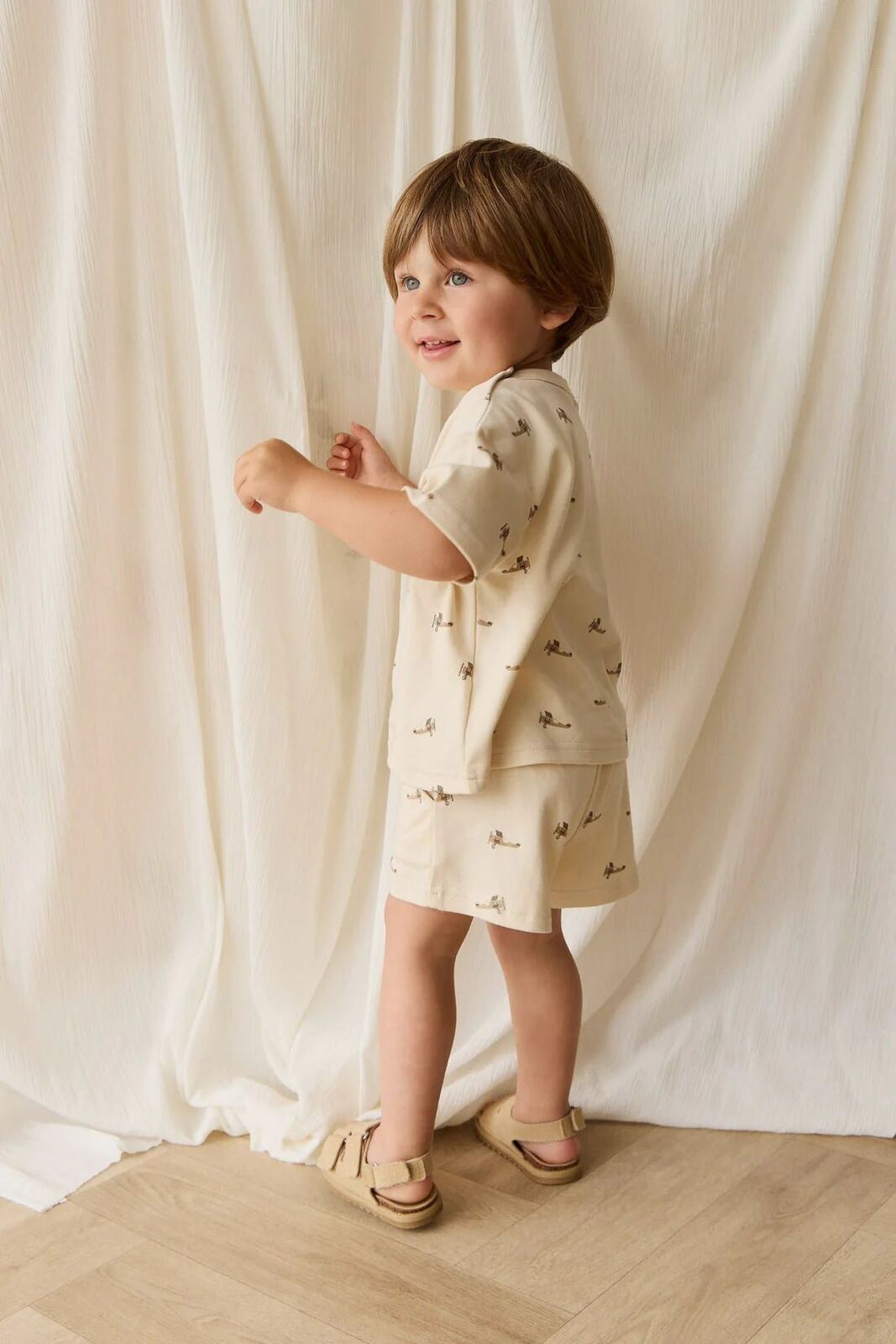 Pima Cotton Wesley Short – 6-12M, 1YR, 2YR, 3YR, Fly High Vanilla Cream – Aster & Ruby