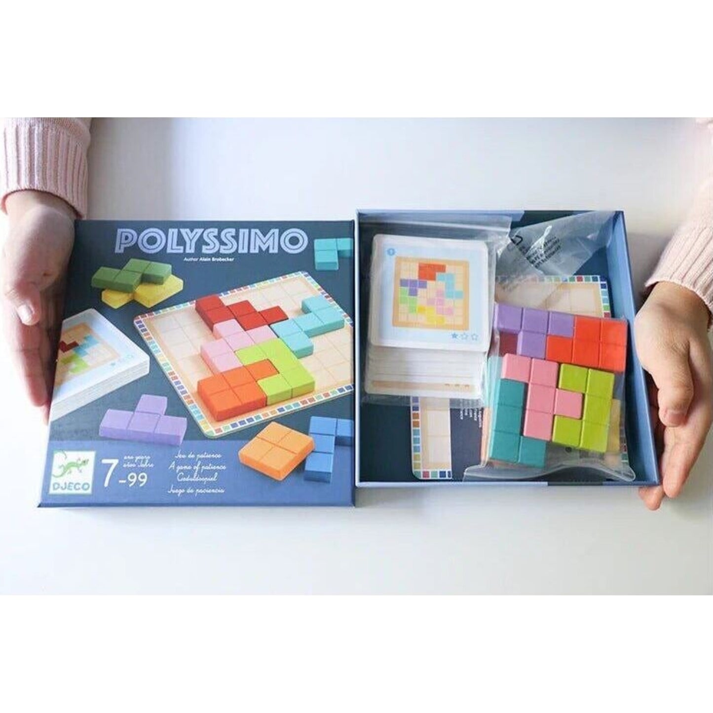 Djeco Polyssimo Sologic Game with 30 challenges | Aster & Ruby