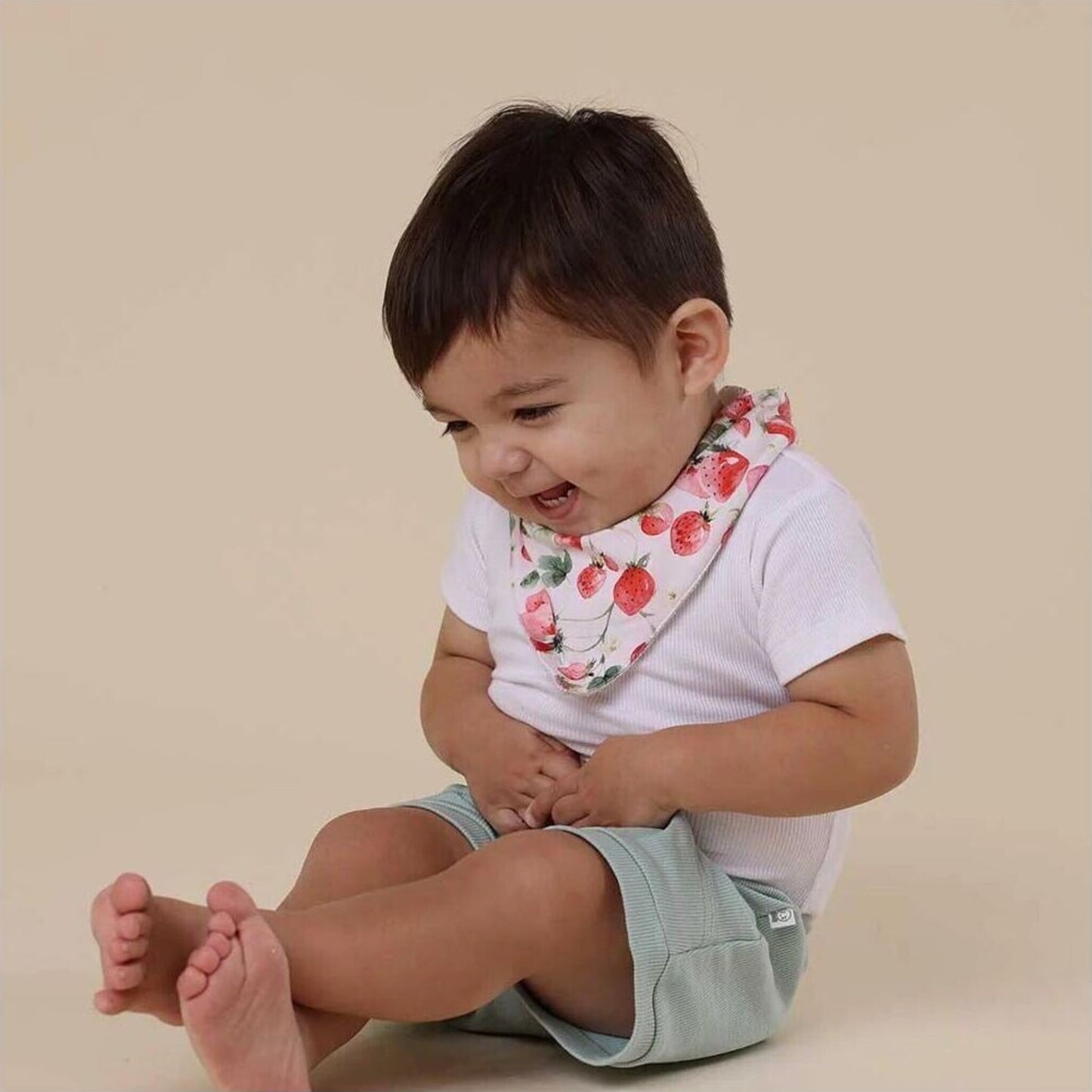 Snuggle Hunny Strawberry Organic Dribble Bib | Aster & Ruby