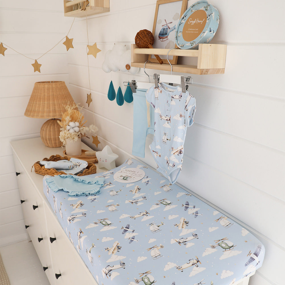 Taking Flight Organic Bassinet Sheet / Change Pad Cover