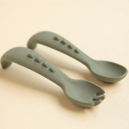 Silicone Comfy Grip Cutlery – Olive lifestyle