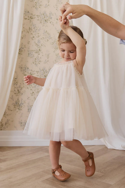 Nylah Dress Swan