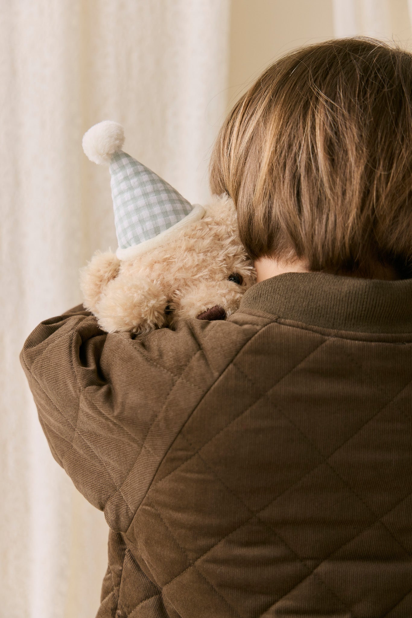 Jamie Kay Snuggle Bunnies – Birthday Arthur (Gingham) | Aster & Ruby