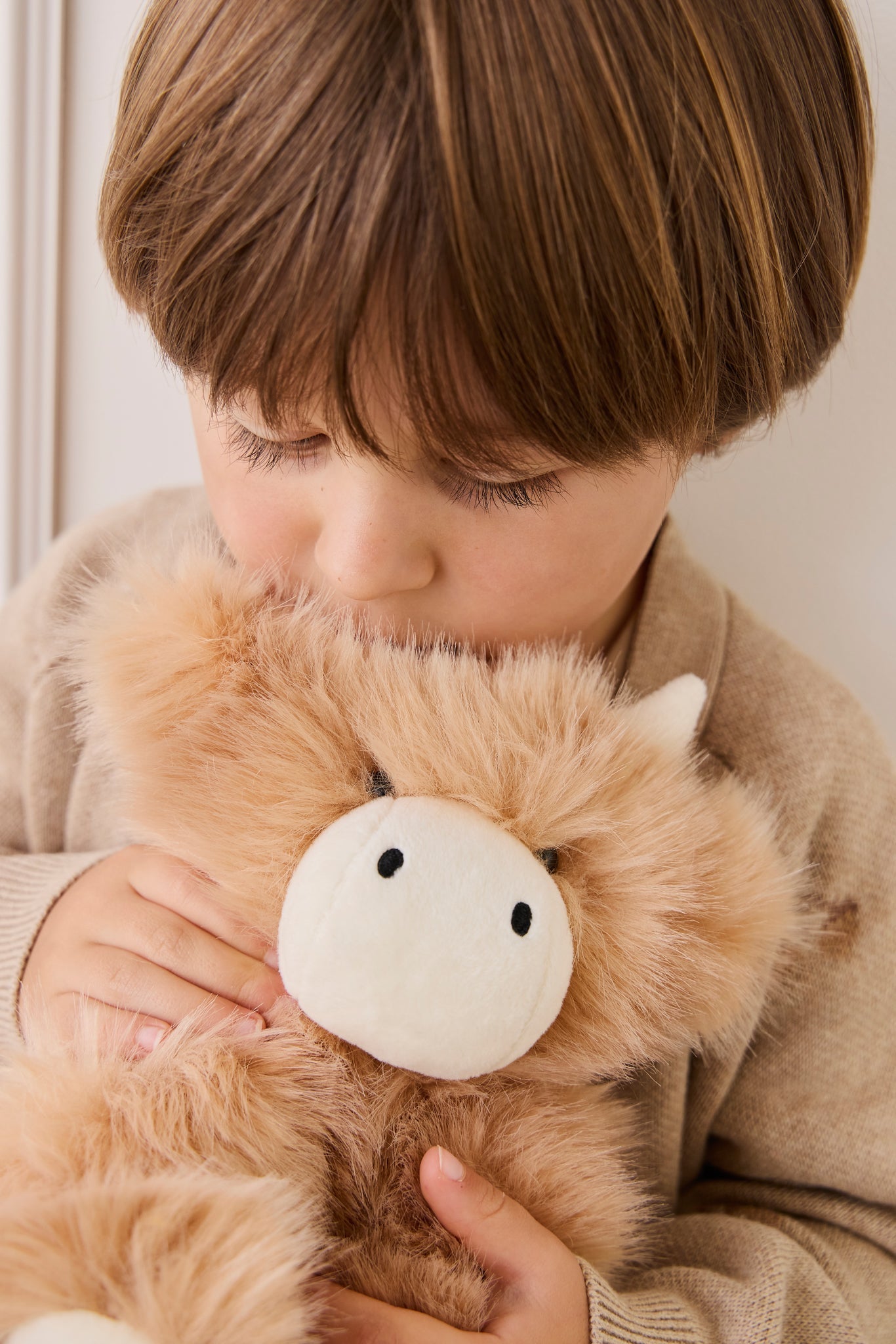 Jamie Kay Snuggle Bunnies – Hilda The Highland Cow (Caramel) | Aster & Ruby