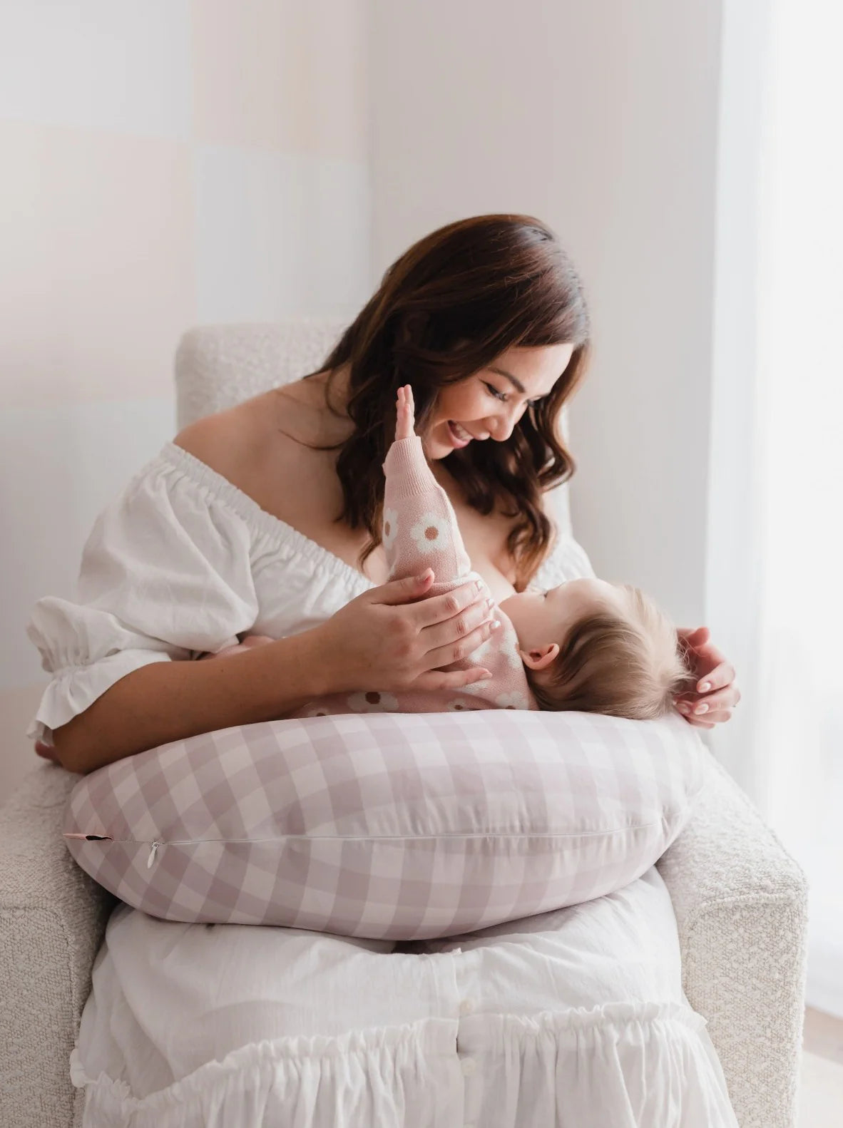 Feeding Pillow Set Blush Gingham