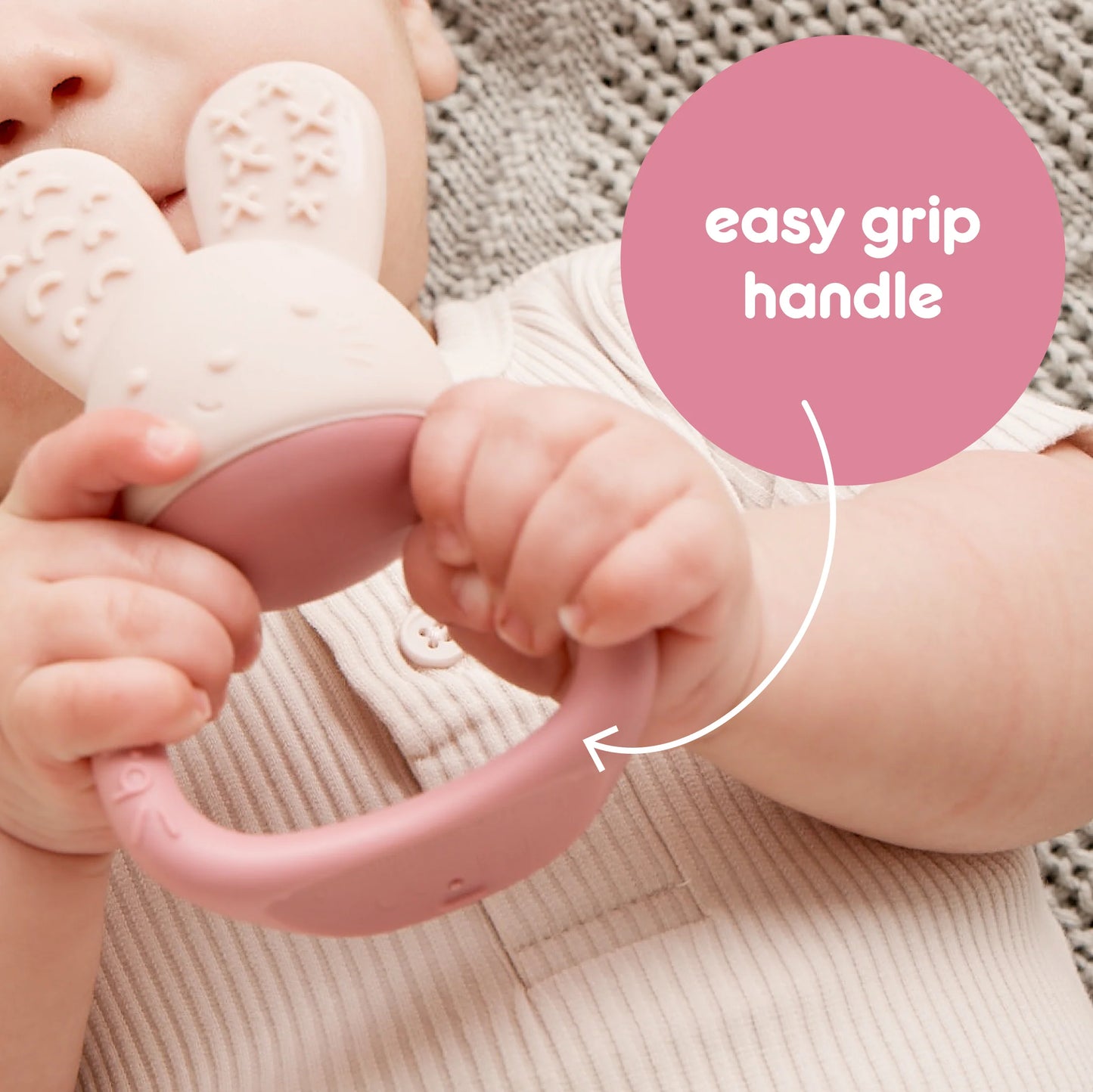 b.box Chill & Fill Teether Blush | Aster & Ruby