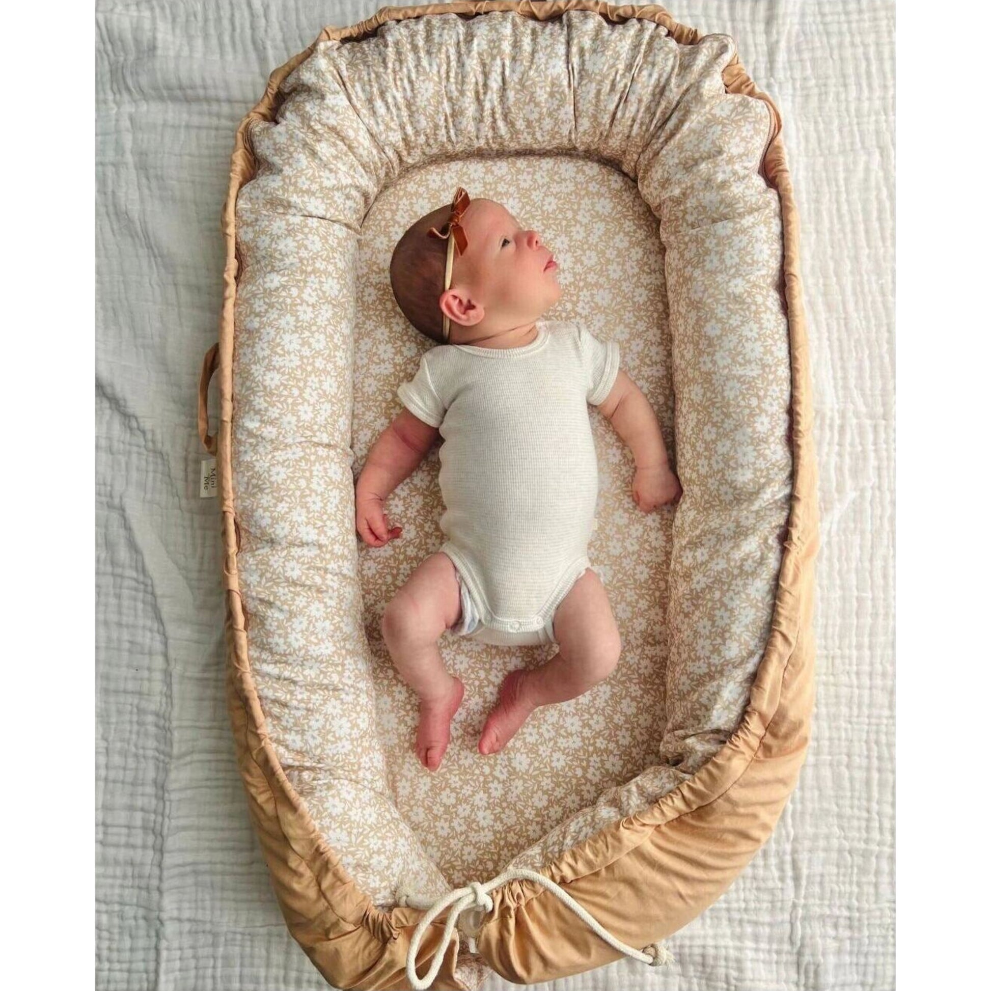 Cuddle Bug & Co Baby Lounger Bethany | Aster & Ruby