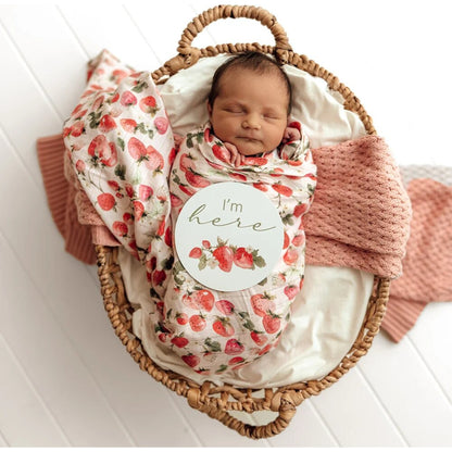 Strawberry Organic Muslin Wrap - Aster & Ruby
